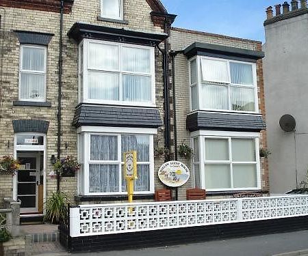Hallam Guest House Filey Dış mekan fotoğraf